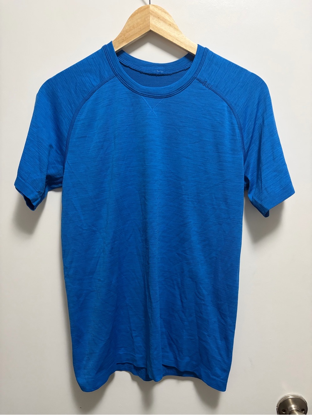 Lululemon Metal Vent Tech Short Sleeve Shirt in Blue Men’s Size Small